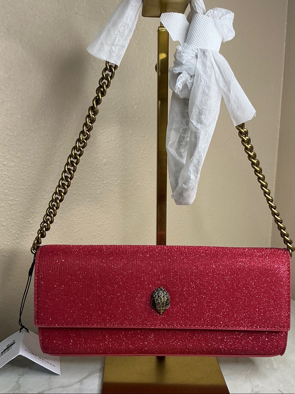 Kurt Geiger London elongated clutch vibrant pink glitter finish w/ eagle head. - Picture 5 of 6